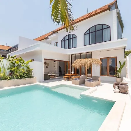 Beach Villas Canggu 300M From Echo Beach Exterior photo